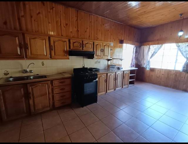 3 BEDROOM HOUSE FOR SALE IN PRIMROSE EAST